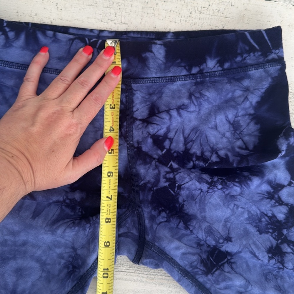 BLOOM Navy Tie Dye Leggings - Size Small - Picture 12 of 13